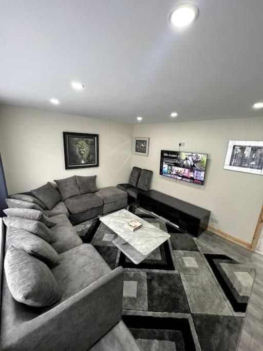 Luxury 3 Bed 3 Bedroom House Harborne Birmingham Exteriör bild